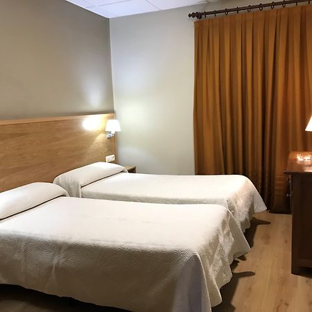 Hotel Bellavista ベイベル・デ・サルダーニャ エクステリア 写真