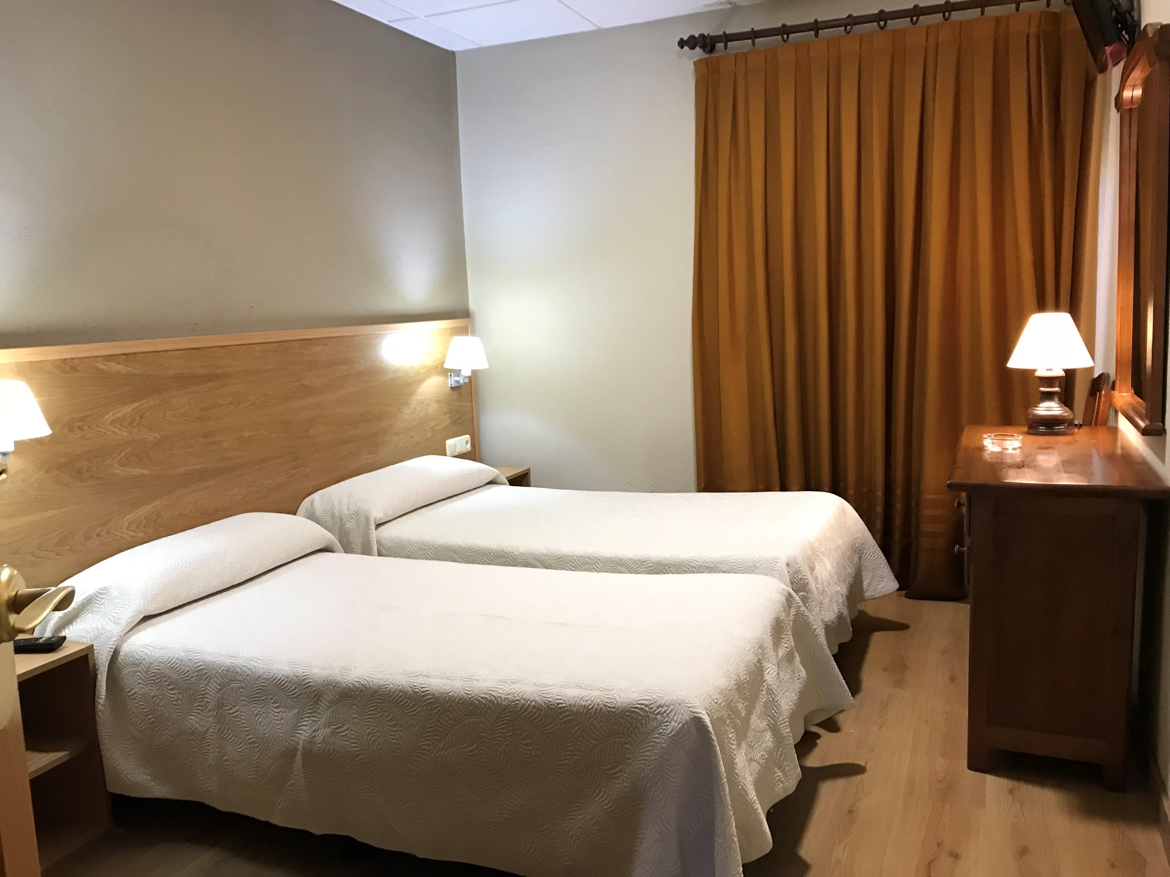 Hotel Bellavista ベイベル・デ・サルダーニャ エクステリア 写真